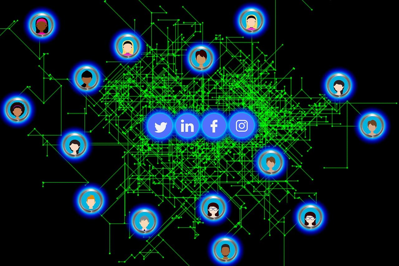 Spania va implementa un instrument pentru monitorizarea discursului de ura pe retelele sociale