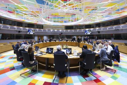 Summitul Consiliului European Liderii UE nu au reusit sa l convinga pe Orban sa se opuna imprumutului acordat Ucrainei