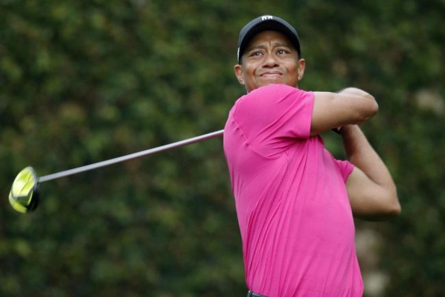 Tiger Woods retinut dupa un accident in Florida si acuzat de conducere sub influenta