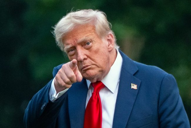 Trump avertizat direct dupa criticile la adresa Teheranului Fii atent sa nu fii eliminat tu insuti