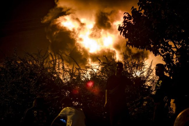 coloane de foc deasupra teheranului armata israeliana a confirmat atacul asupra depoului de combustibil din capitala iranului