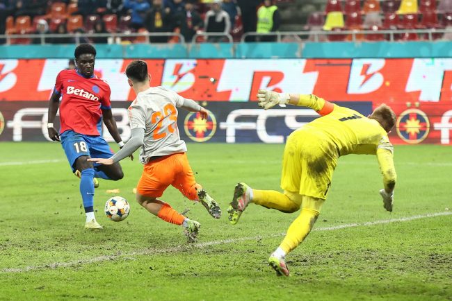 convocare surprinzatoare pentru fcsb joao paulo calatoreste 17000 de km pentru echipa nationala