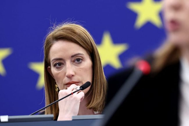 extrema dreapta afirma ca presedinta parlamentului european metsola a incalcat acordul referitor la momentul de reculere pentru activistul francez ucis