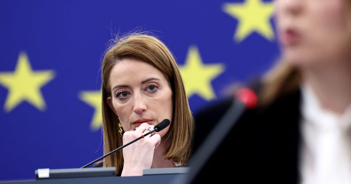 extrema dreapta afirma ca presedinta parlamentului european metsola a incalcat acordul referitor la momentul de reculere pentru activistul francez ucis