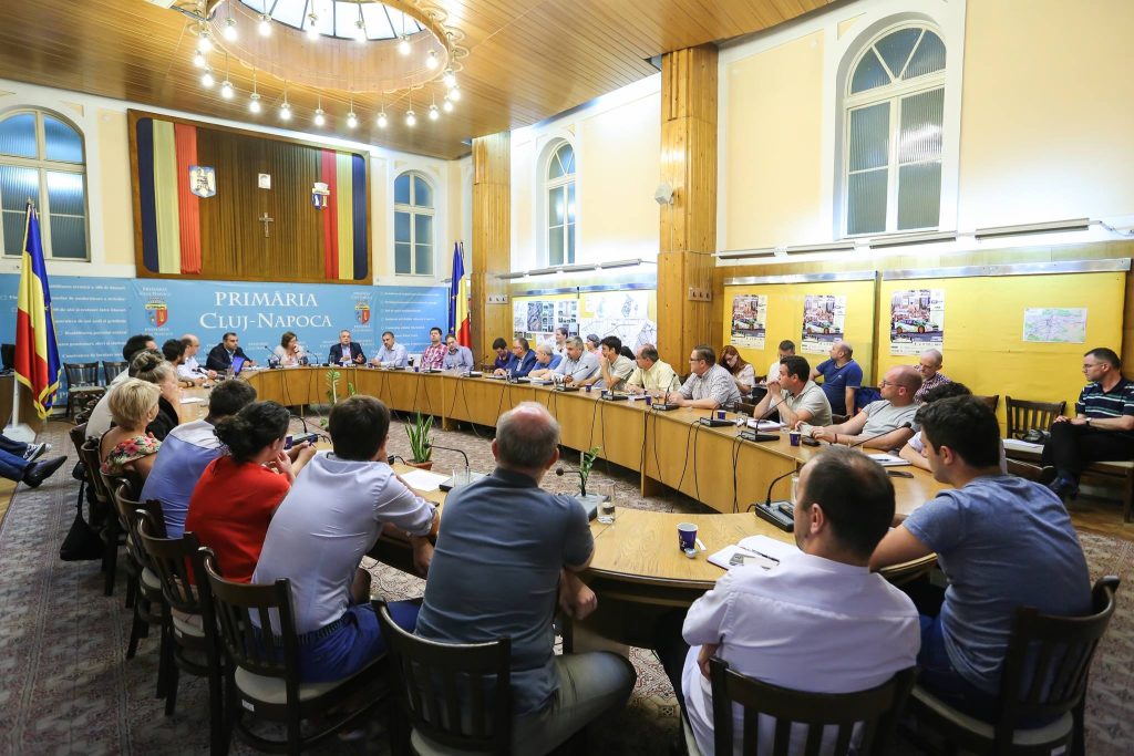mega structura la primaria cluj dasm se transforma intr un colos cu aproape 2000 de angajati si va avea autoritate totala in domeniul social si medical