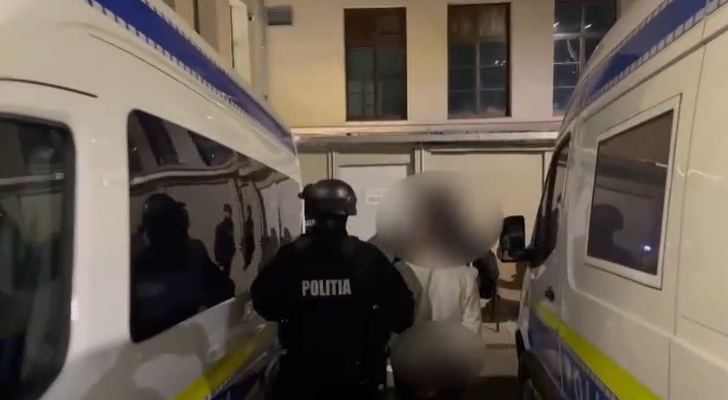 video incident socant la cluj napoca o tanara de 28 de ani a fost agresata si tinuta captive intr un apartament fiind fortata sa consume o substanta necunoscut