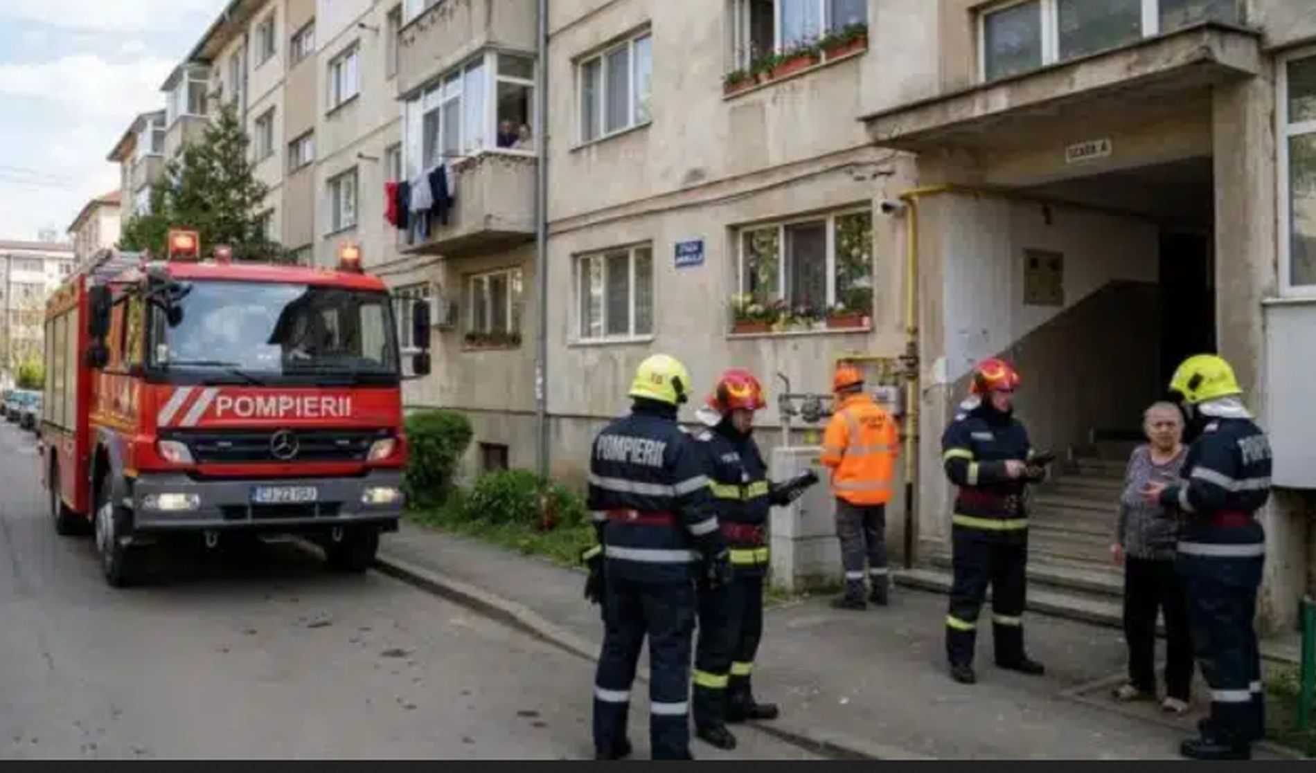 Alerta in prima zi de Paste Locatarii au sunat disperati la 112 dupa ce au simtit un miros puternic de gaz pe scara blocului Cum a fost evitata o tragedie