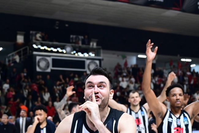 Baschet Besiktas prima echipa calificata in finala Eurocup