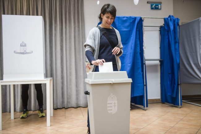Ce rezultate a obtinut uniunea romanilor din ungaria la alegeri niciun partid al minoritatilor nationale nu a reusit sa accede in noul parlament