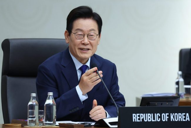 Coreea de Sud afirma ca Israelul a acceptat scuzele controversa legata de declaratiile presedintelui Lee despre Holocaust este considerata incheiata