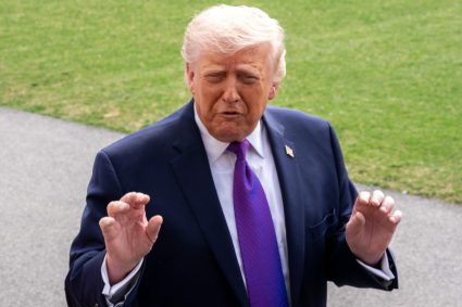 Donald Trump anunta o posibila intelegere cu Iranul Daca nu se ajunge la un acord voi distruge totul si le voi lua petrolul