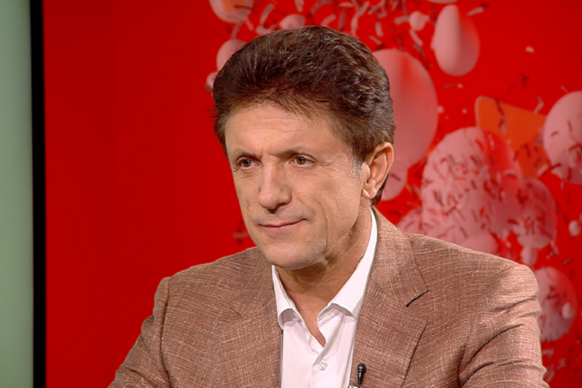 Gica Popescu si a reduc salariul pe termen nelimitat Farul se confrunta cu o criza financiara dupa ce nu a mai vandut jucatori