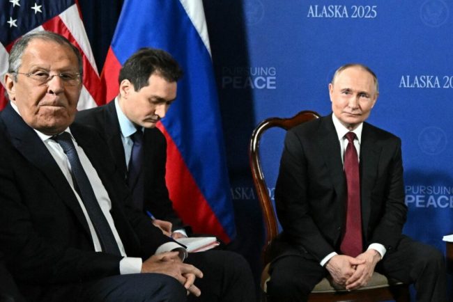 Inca o intalnire intre Ungaria si Rusia Lavrov i cere lui Szijjarto un document privind aderarea Ucrainei la UE