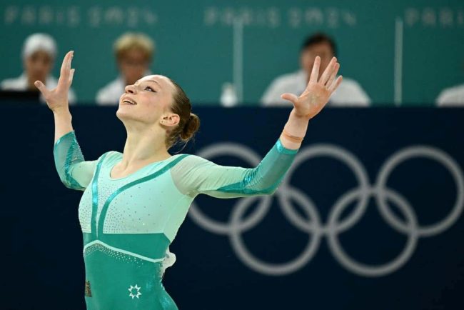 Lovitura pentru gimnastica romaneasca Ana Barbosu suspendata timp de doi ani Decizia a fost confirmata de Federatia Romana de Gimnastica