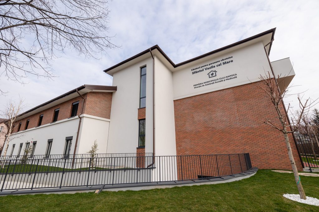 Mai sunt locuri disponibile in noul camin pentru varstnici din cluj dar se ocupa rapid Iata cum poti inscrie un membru al familiei inainte sa fie prea tarziu