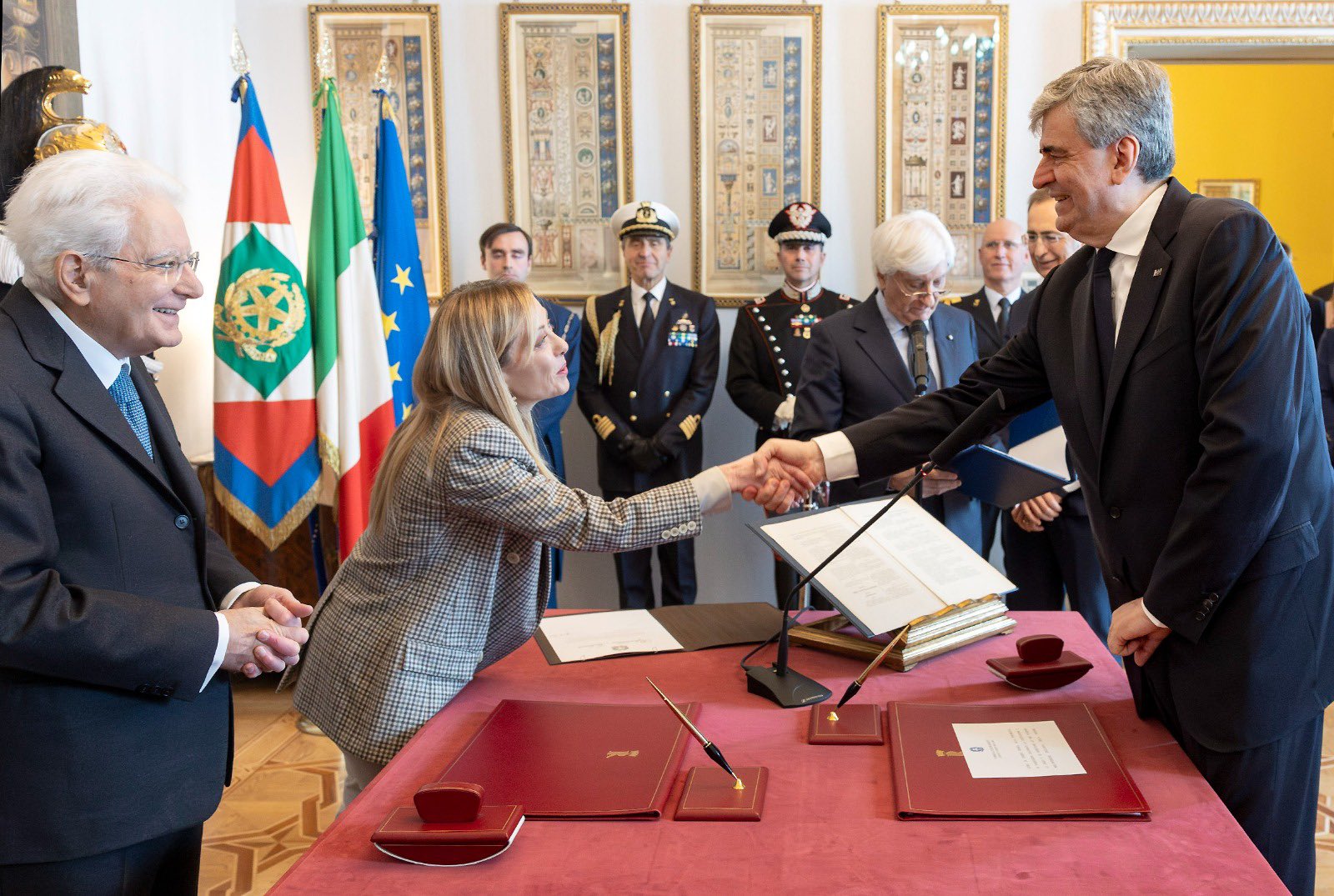 Meloni il inlocuieste pe ministrul turismului din Italia intr o remaniere guvernamentala dupa referendum