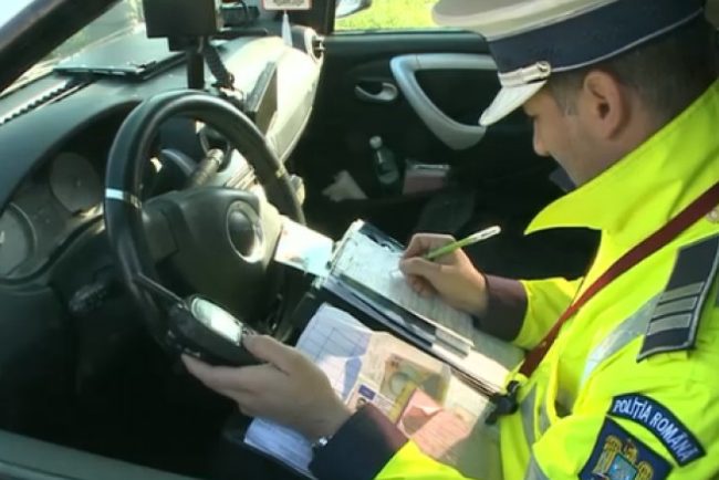 Noapte scumpa pentru soferii din Cluj Politica a aplicat amenzi de 7000 de lei in urma unei razii cu jandarmi si politie locala