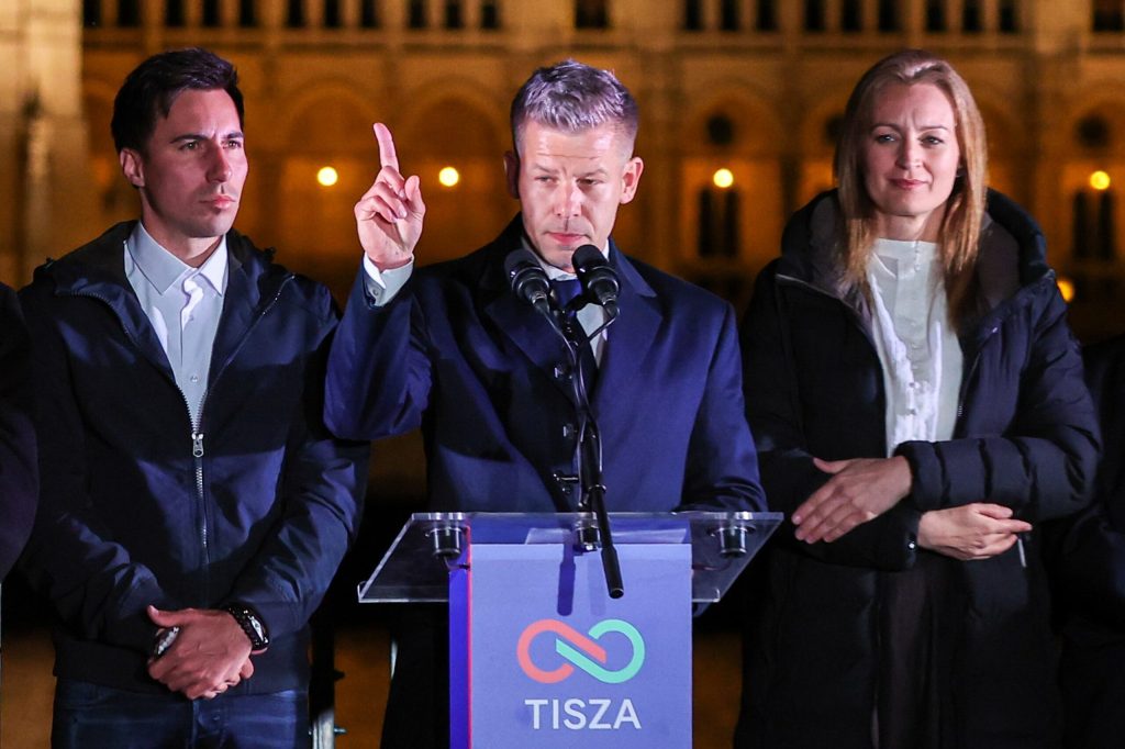 Peter Magyar cere convocarea noului Parlament cat mai repede si promite reforme Ungaria sustine pacea Guvernul Tisza va fi guvernul pacii Nu l voi contacta niciodata pe Vladimir Putin
