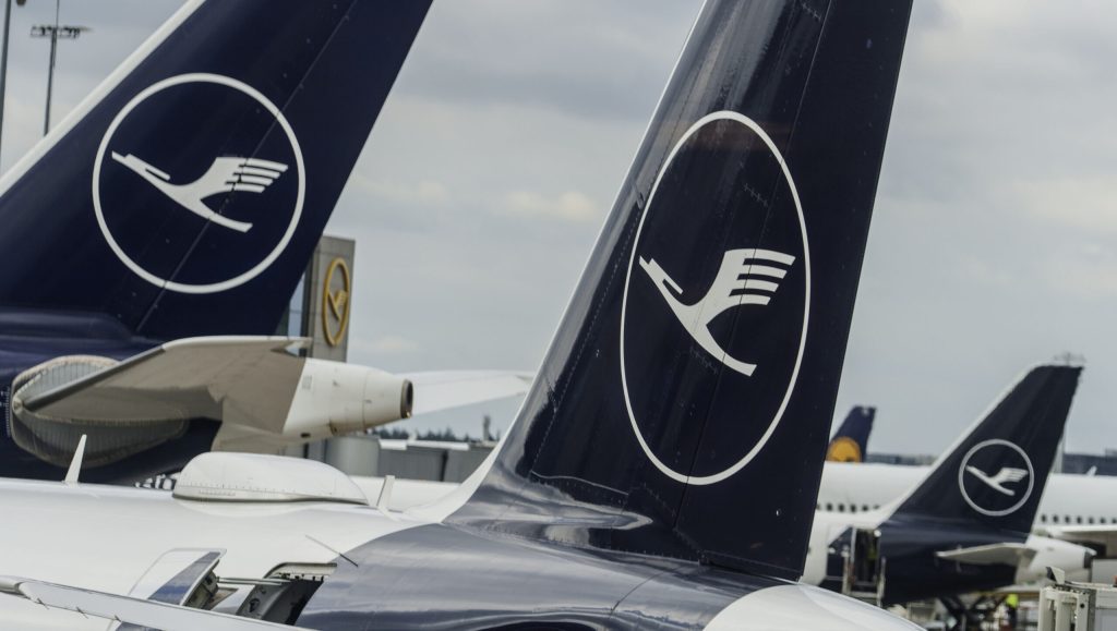 Pilotii Lufthansa anunta o noua greva Sindicatele cer suspendarea activitatii companiei germane in zilele de luni si marti