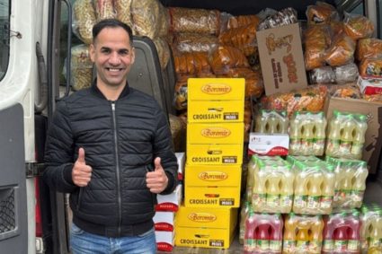 Remus barbatul crescut intr o casa de copii din Cluj se pregateste sa l sprijine pe Iepuras cu daruri pentru zeci de copii din centre FOTO