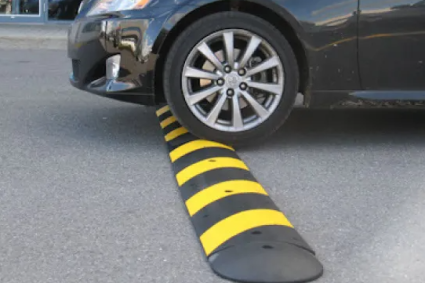 Revolta pe o strada din Cluj Napoca Limitatorul de viteza deranjeaza locuintele si linistea clujenilor Afecteaza grav pacea