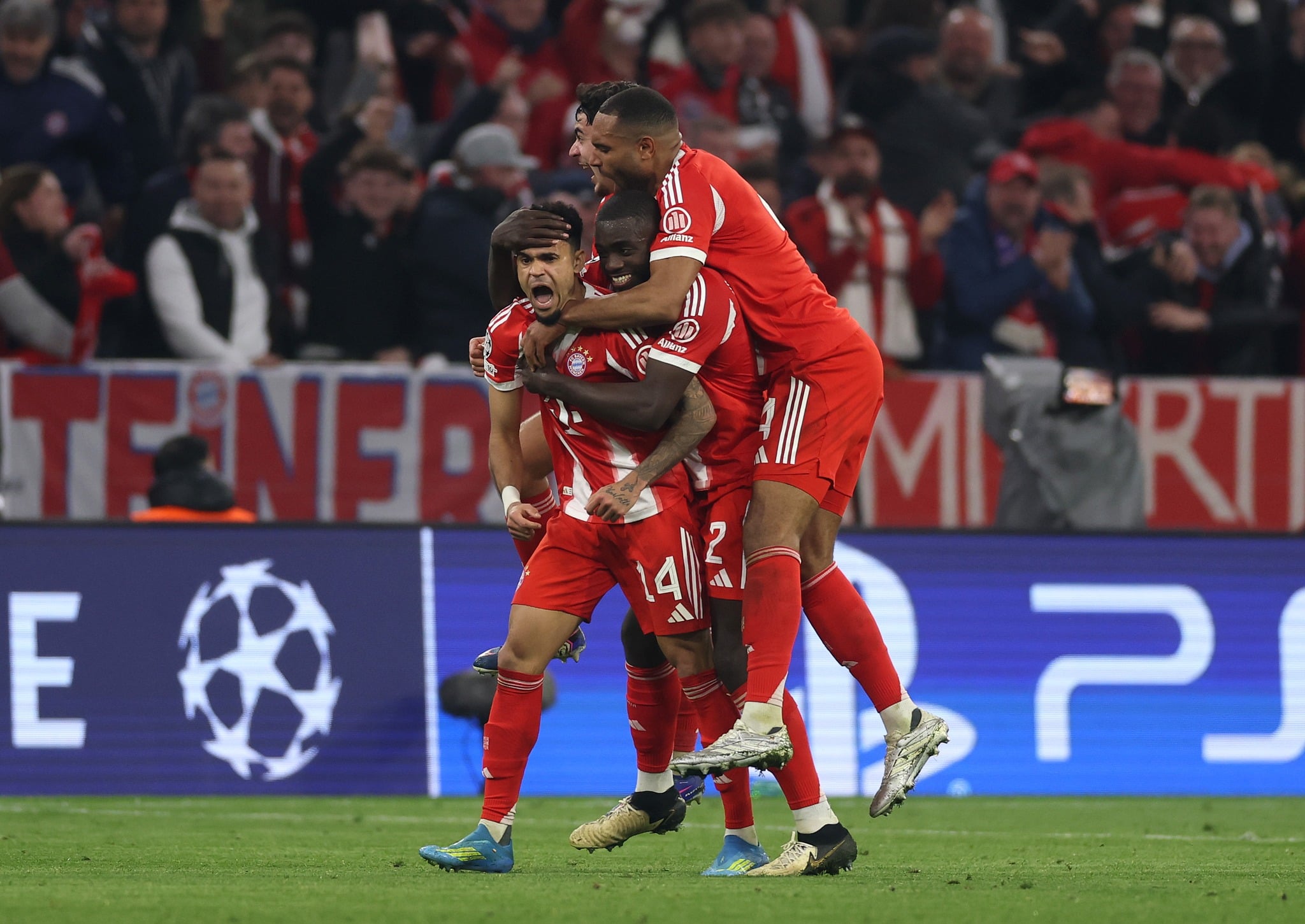 Sferturi Liga Campionilor Bayern Munchen invinge dramatic Real Madrid cu 4 3 dupa ce in tur a fost 2 1 iar Arsenal Londra se califica in semifinale dupa dubla cu Sporting Lisabona