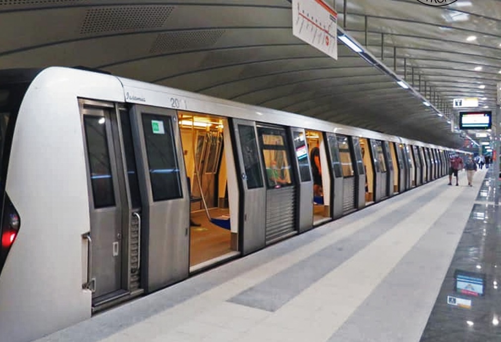Traficul de la metrou perturbat dupa ce o persoana a avut un incident medical