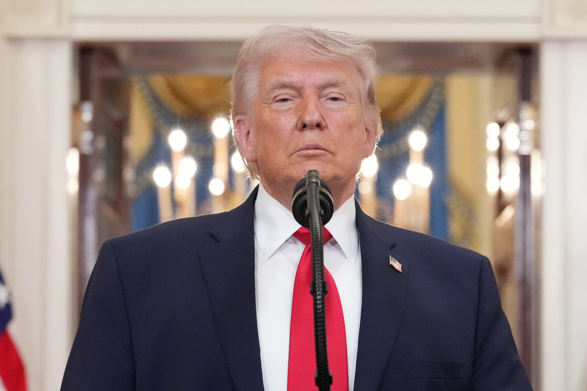 Trump elimina o imagine blasfemiatoare in care se prezinta ca Iisus