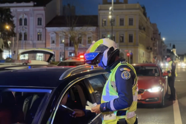 VIDEO SCENE surprinzatoare pe drumurile din Cluj Aproape 1000 de amenzi in doar cateva zile si zeci de permise suspendate Patru soferi au dosar penal