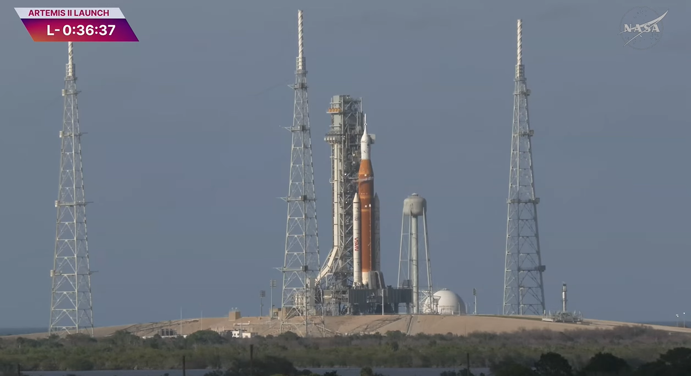 Zborul rachetei Artemis II spre Luna NASA anunta probleme cu putin timp inainte de lansare