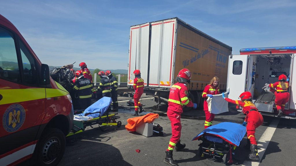 accident grav pe a1 directia sibiu alba traficul rutier este total blocat