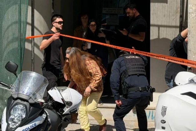 atac armat in atena mai multe persoane ranite in urma a doua incidente suspectul este inca in libertate