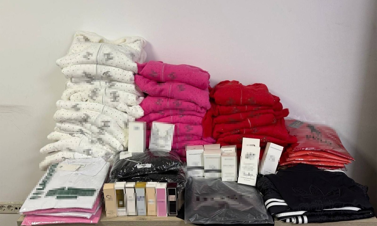 haine si parfumuri de contrabanda in valoare de 150000 de lei confiscate in constanta provenite din turcia
