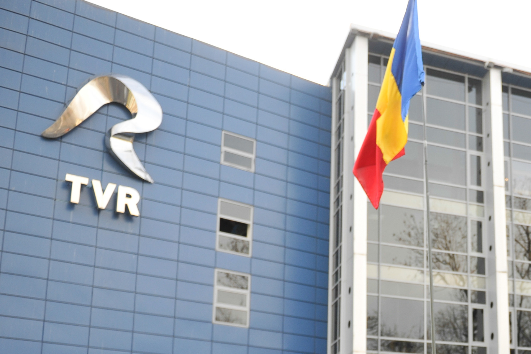 informatii de ultim ore ccr a acceptat sesizarile aur privind tvr si radio romania hotararile parlamentului au fost invalidated