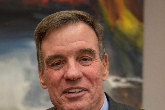 senator american despre declaratia lui trump referitoare la nato nejustificata si periculoasa retragerea ar stimula adversari precum rusia si china