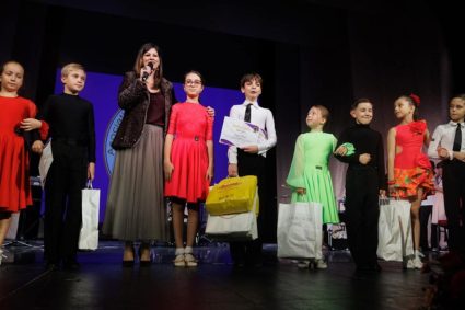 spectacol de talent si emotie la cluj 146 de copii din familii numeroase isi vor prezenta visurile pe scena