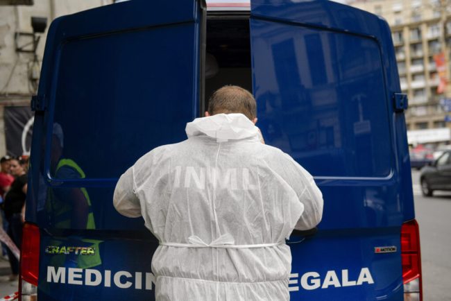 tragedie in capitala cine era medicul femeie gasit spanzurat de unitatea exterioara a aerului conditionat