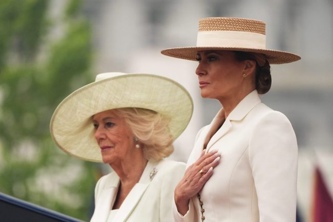 vizita regala la washington melania trump si camilla o prezenta subtila la casa alba