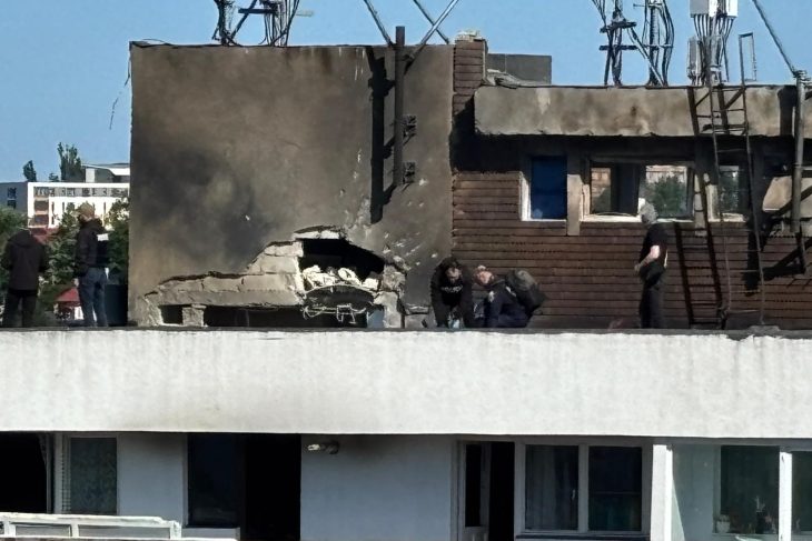 ACTUALIZARE O drone sa prabusit peste un bloc de locuinte in Galati Consulatul Rusiei de la Constanta se va inchide Anuntul lui Nicusor Dan Ambasadorul Rusiei convocat la Ministerul Afaceriilor Externe