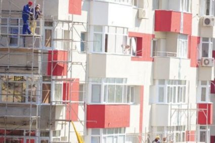 Apartamentele devin mai costisitoare decat casele Ce evidentiaza raportul REMAX despre piata imobiliara europeana in 2025