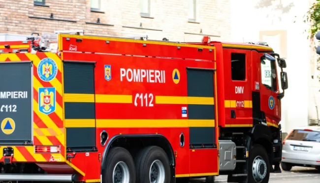 Atentie soferi Pompierii intervin de urgenta pe Bulevardul Muncii din Cluj Napoca