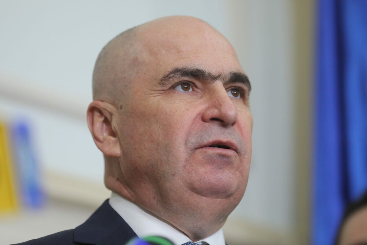 Bolojan despre profesori Acesti oameni merita respect Este esential sa ne respectam parintii