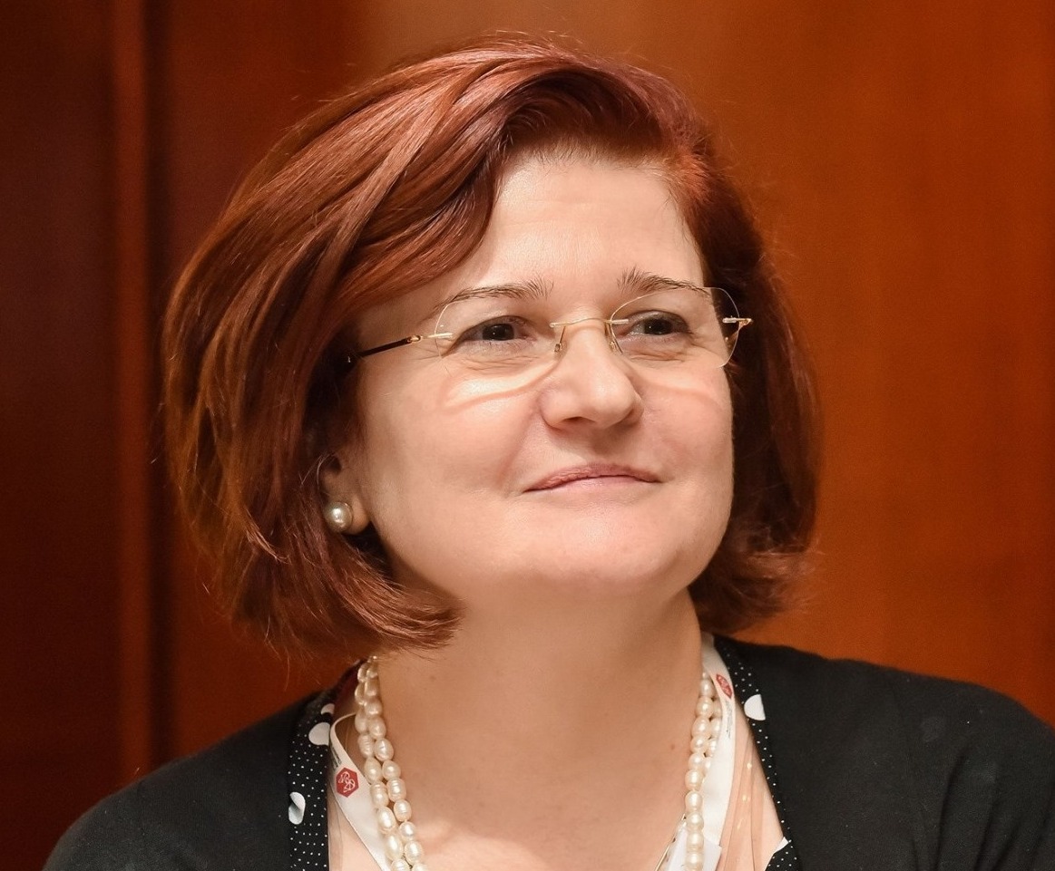 Colegiul Medicilor se distantaza de afirmatiile unui ginecolog cu privire la sarcina conceputa in post Libertatea de exprimare nu poate fi separata de responsabilitatea profesionala