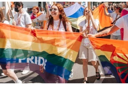 Comunitatea LGBT se intoarce pe strazile din Cluj Napoca Dorim sa aducem din nou culoare si bucurie in oras