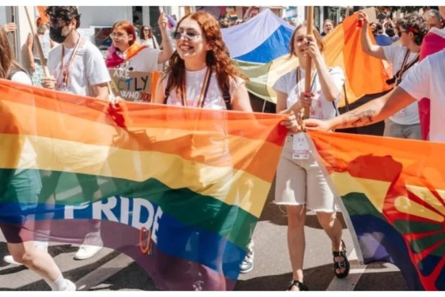 Comunitatea LGBT se intoarce pe strazile din Cluj Napoca Dorim sa aducem din nou culoare si bucurie in oras