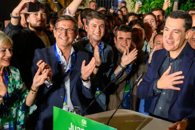 Conservatorii din Spania isi pierd majoritatea in Andaluzia facilitand posibila formare a unei aliante cu extrema dreapta
