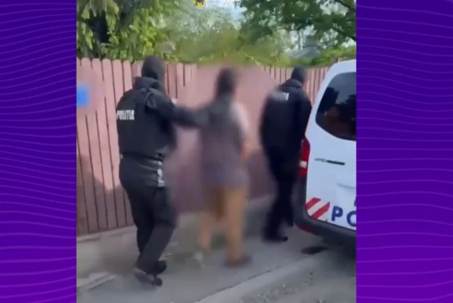Control judiciar pentru 20 de soferi STB suspectati de furtul a o tona de motorina dintr o autobaza