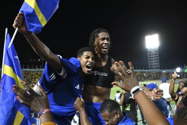 Curacao ramane fara antrenor cu o luna inainte de Cupa Mondiala Dick Advocaat favorit sa revina la 78 de ani