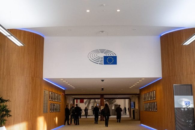 Europarlamentarul raspunde acuzatiilor de mancare falsa legata de preparatul cu caracatia servit in cantina Parlamentului European