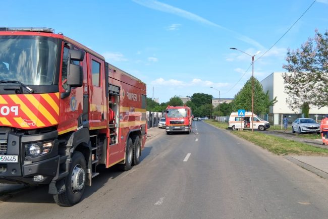 Explozie intr o unitate militara din Botosani Sunt cel putin doua victime